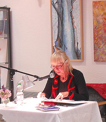 Petra Elsner liest
